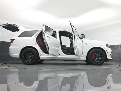Used 2021 Dodge Durango SRT Hellcat w/ Premium Interior Group AWD/4WD image 7