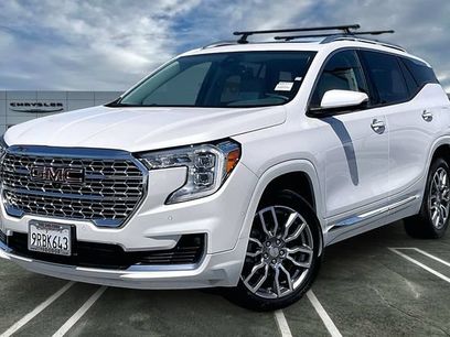 Used 2024 GMC Terrain Denali w/ Denali Premium Package