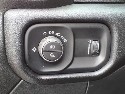 Used 2026 RAM 2500 Big Horn AWD/4WD image 28