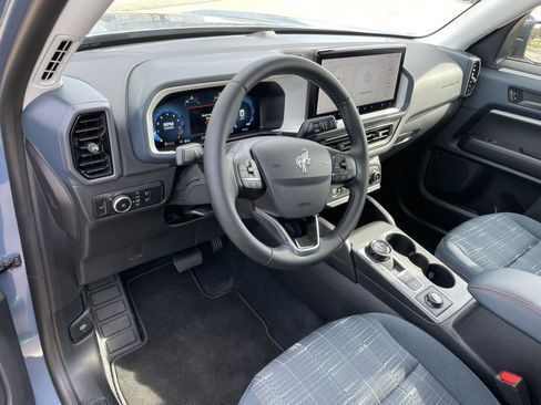 Used 2025 Ford Bronco Sport Heritage w/ Convenience Package image 12