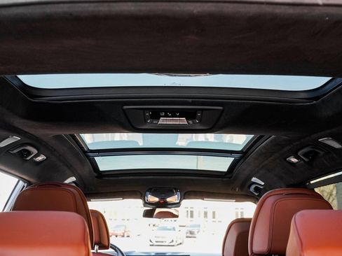 New 2025 BMW X7 M60i image 23