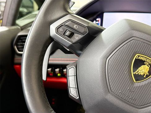 Used 2018 Lamborghini Huracan LP 580-2 image 24