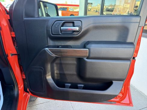 Used 2019 Chevrolet Silverado 1500 LT w/ All-Star Edition image 11