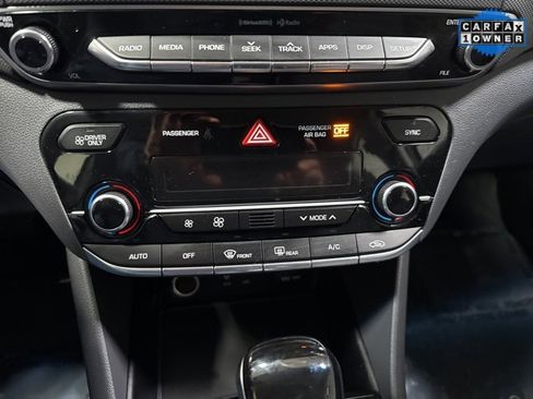 Used 2018 Hyundai Ioniq Blue image 16