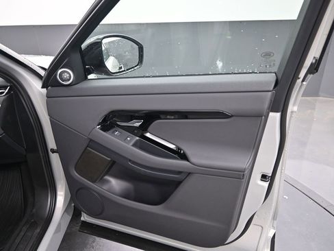 New 2026 Land Rover Range Rover Evoque S AWD/4WD image 4
