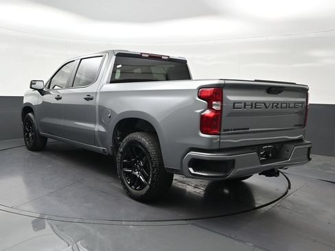 Used 2025 Chevrolet Silverado 1500 Custom w/ Turbomax Blackout Package RWD image 3