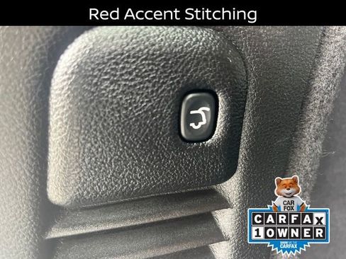 Used 2024 Dodge Durango GT image 27