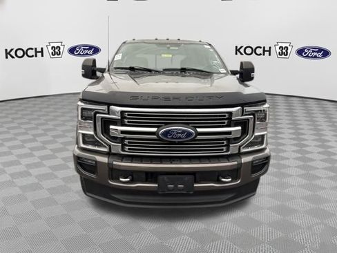 Used 2022 Ford F350 Limited image 2