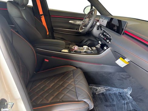 New 2026 Genesis GV70 3.5T Sport Prestige AWD/4WD image 15