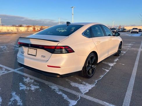 Used 2024 Honda Accord Sport image 8