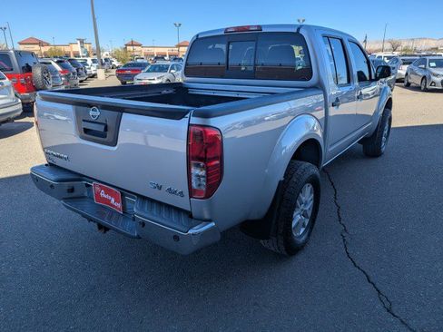 Used 2021 Nissan Frontier SV image 5