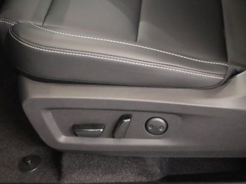 New 2025 Nissan Murano SV image 10