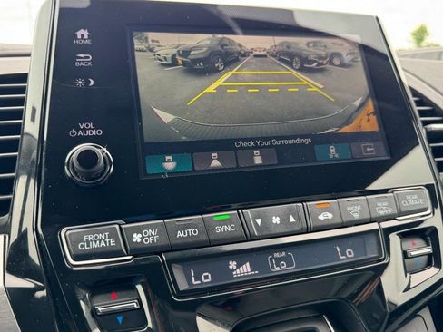 Used 2021 Honda Odyssey Touring image 24