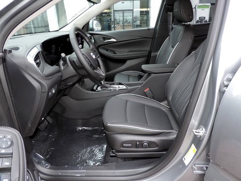 New 2026 Buick Encore GX Avenir w/ Avenir Technology Package image 13