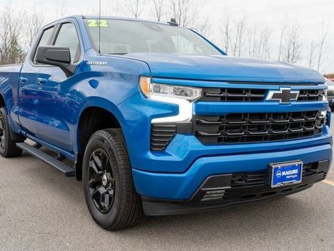 Used 2022 Chevrolet Silverado 1500 RST AWD/4WD image 4