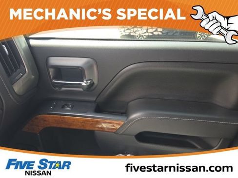 Used 2017 Chevrolet Silverado 1500 High Country AWD/4WD image 18