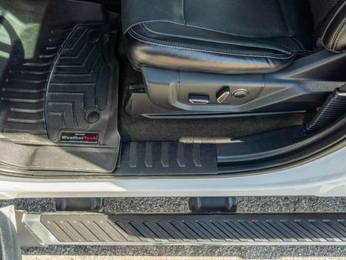 Used 2017 Ford F350 Lariat w/ Lariat Ultimate Package image 18