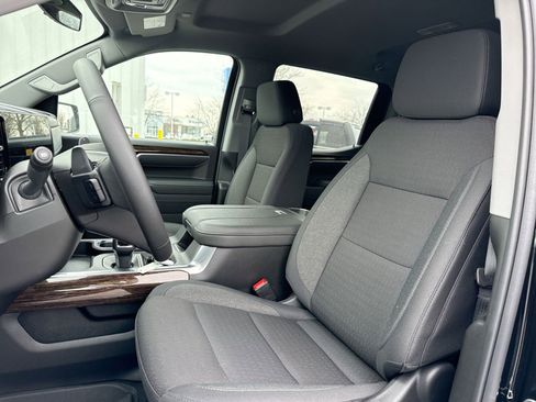 New 2026 GMC Sierra 1500 Elevation image 13