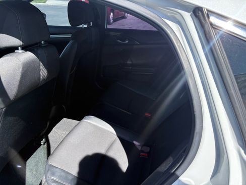 Used 2020 Honda Civic Sport image 11