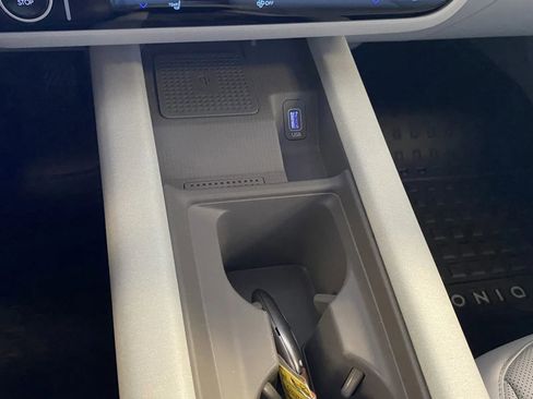 Used 2023 Hyundai Ioniq 6 SEL image 13