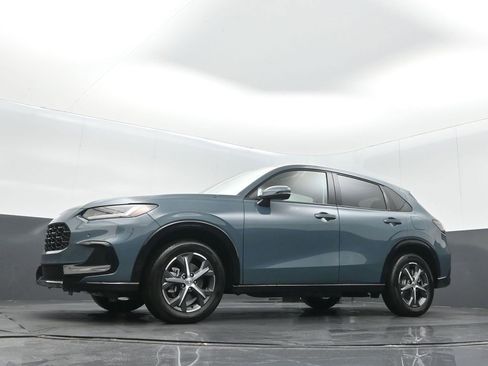 Certified 2025 Honda HR-V EX-L image 11