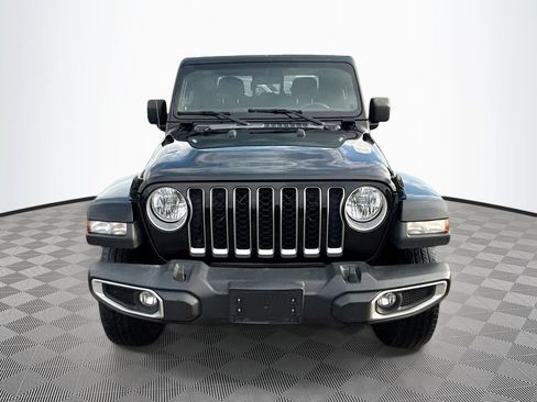 Used 2023 Jeep Gladiator Overland AWD/4WD image 2