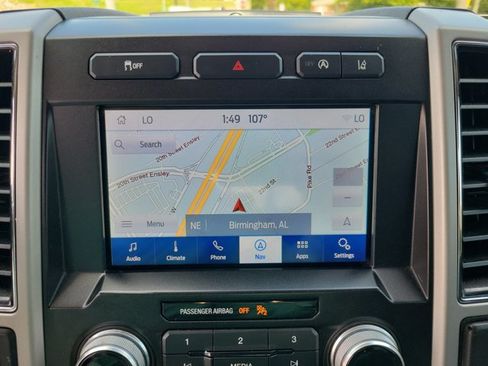 Used 2020 Ford F150 Lariat w/ Equipment Group 502A Luxury AWD/4WD image 21