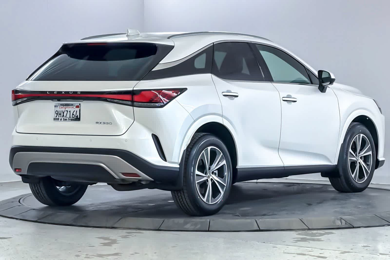 Used 2023 Lexus RX 350 Premium FWD image 2