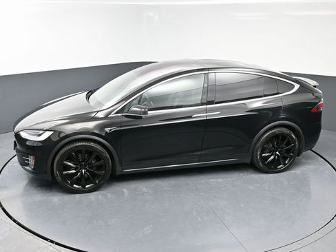 Used 2020 Tesla Model X Long Range image 51