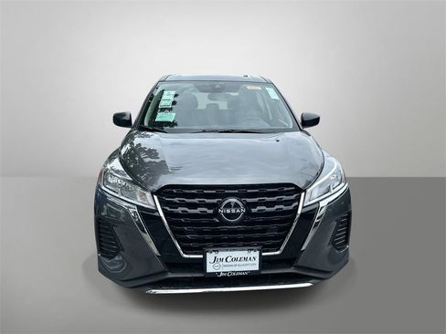 New 2025 Nissan Kicks Play S image 12