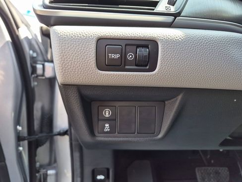 Used 2019 Honda Accord LX image 13