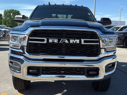 Used 2021 RAM 2500 Tradesman AWD/4WD image 3