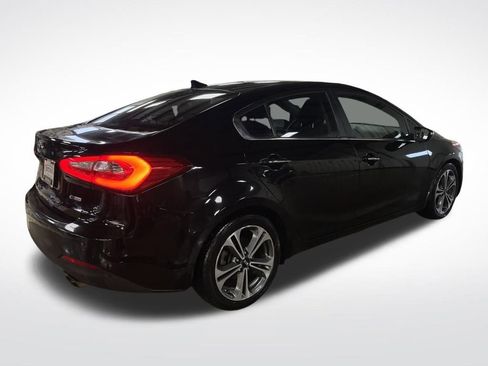 Used 2015 Kia Forte EX w/ Premium Package image 5