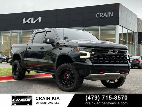 Used 2024 Chevrolet Silverado 1500 ZR2 w/ Technology Package AWD/4WD image 1