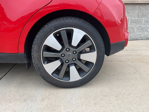 Used 2015 Kia Soul ! image 6