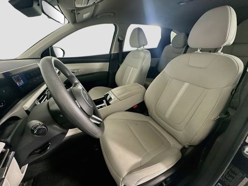 Used 2025 Hyundai Tucson SEL FWD image 13