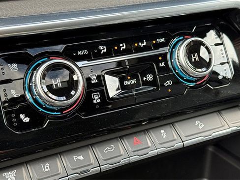 New 2026 GMC Sierra 3500 Denali image 24