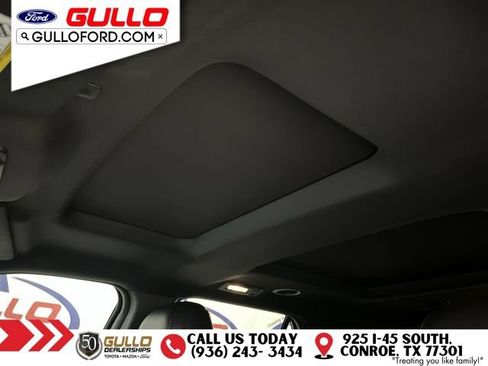 Used 2013 Ford Explorer XLT FWD image 22