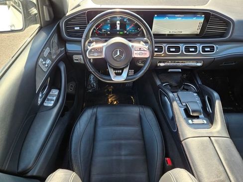 Used 2021 Mercedes-Benz GLS 580 GLS 580 image 15