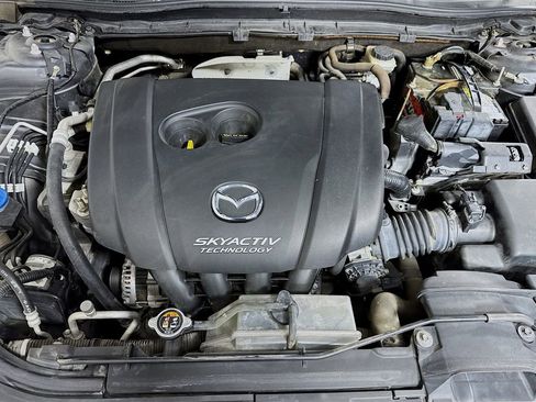 Used 2015 MAZDA MAZDA3 i Grand Touring image 38