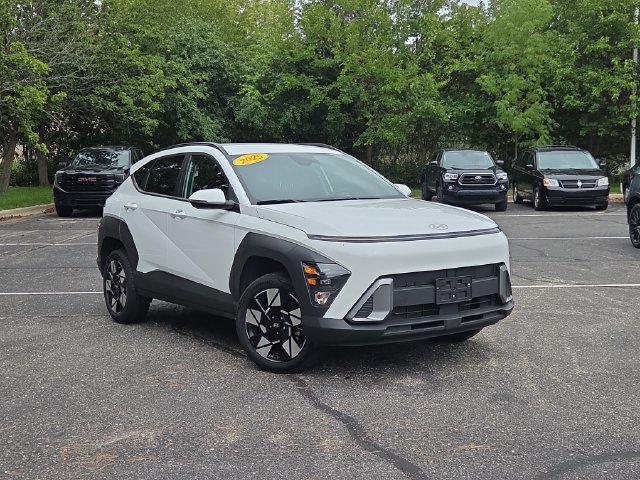 Used 2025 Hyundai Kona SEL AWD/4WD image 31