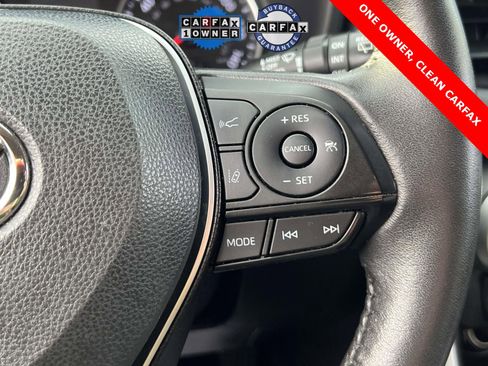 Used 2022 Toyota RAV4 XLE image 28