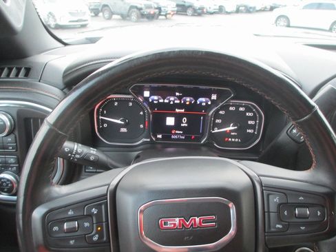 Certified 2021 GMC Sierra 2500 AT4 w/ AT4 Premium Plus Package image 30