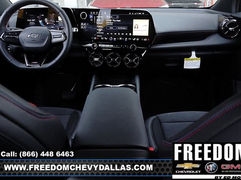 New 2025 Chevrolet Blazer EV RS image 11