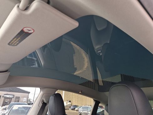 Used 2023 Tesla Model Y Long Range image 15