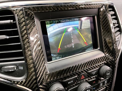 Used 2021 Jeep Grand Cherokee Laredo image 23