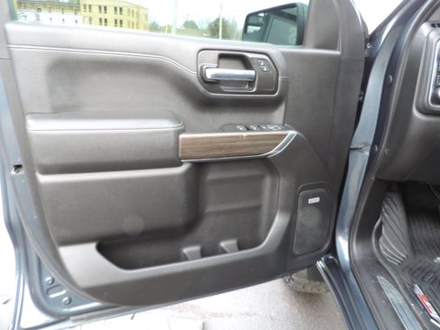 Used 2020 Chevrolet Silverado 1500 LT Trail Boss image 13