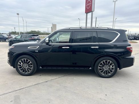 Certified 2022 Nissan Armada Platinum image 4