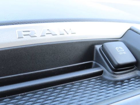 Certified 2022 RAM 1500 Big Horn AWD/4WD image 10