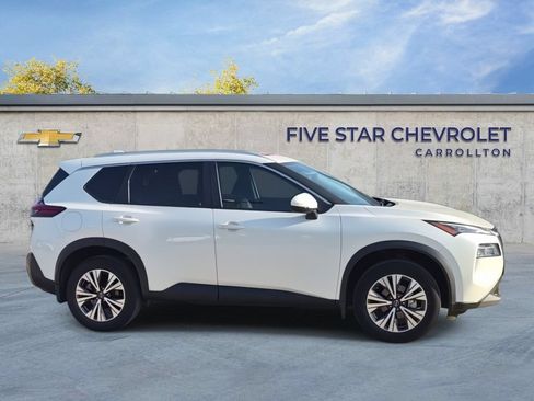 Used 2023 Nissan Rogue SV w/ SV Premium Package FWD image 9